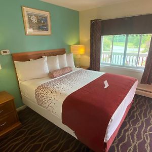 Cozy Corner Motel